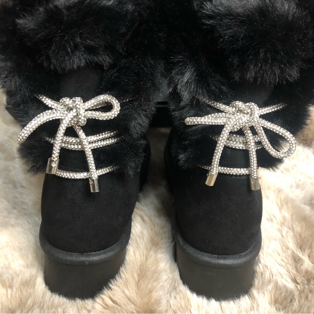 Fashion Nova Early Morning Black Faux Fur Platform Booties NWT - Picture 8 of 13